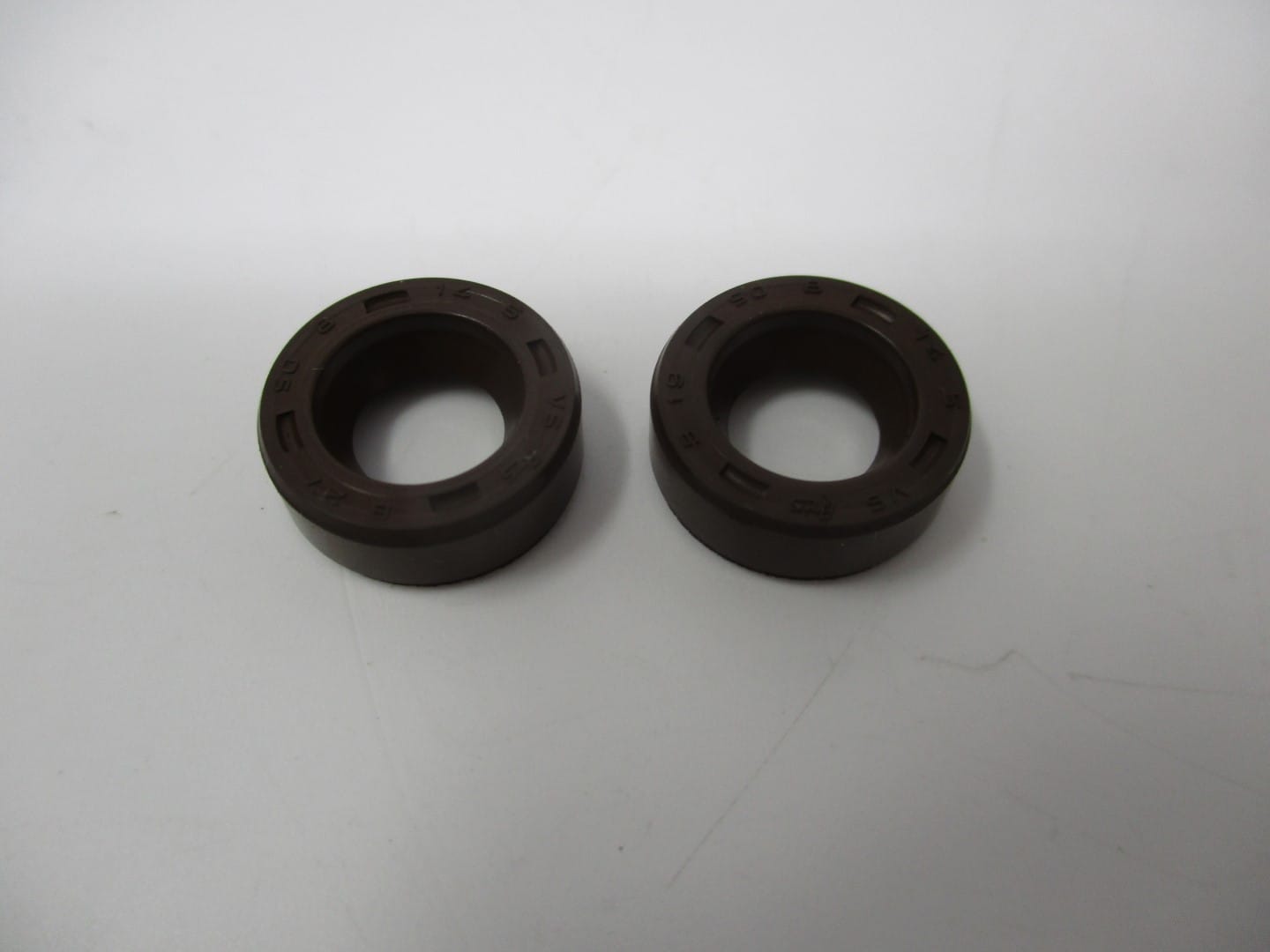2 Genuine Kawasaki 92049-7019 Oil Seals FH381V FH430V FH541V FH580V