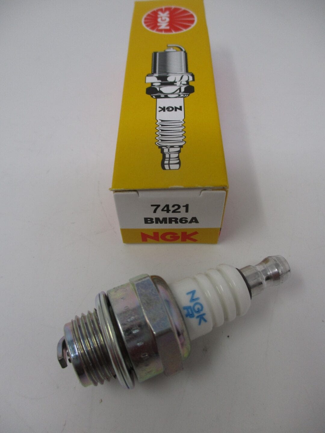 Genuine NGK 7421 BMR6A Spark Plug cross for 5921 BM6A Small Engine