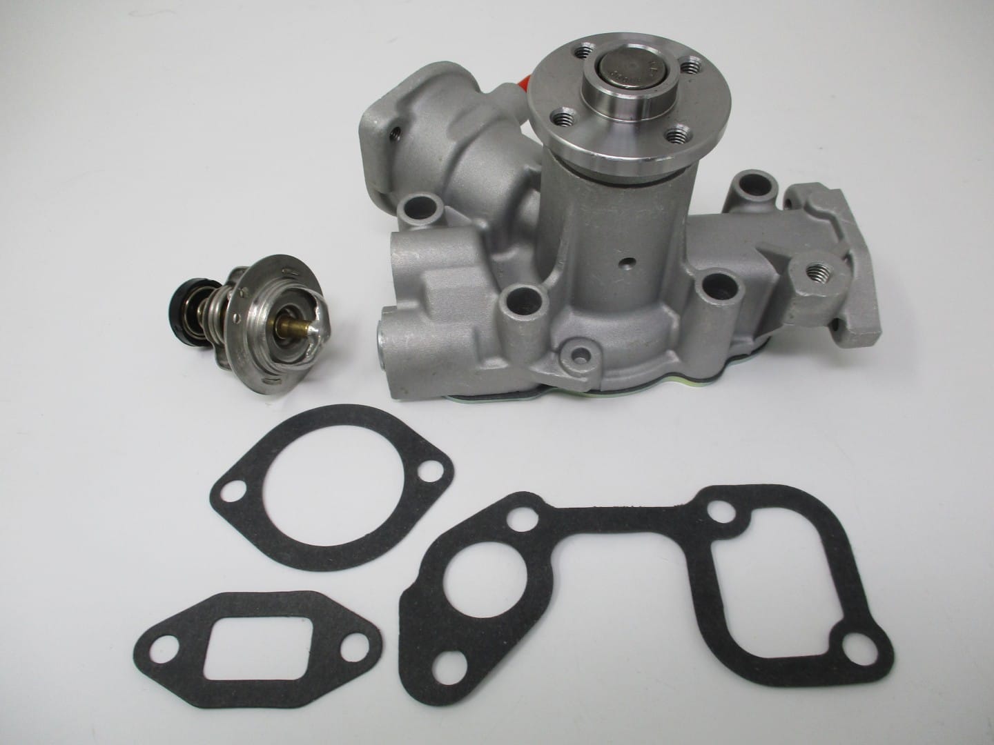 For Briggs & Stratton 825265 Toro 99-9168 105-9348 Daihatsu Water Pump Thermostat and Gaskets - Image 3