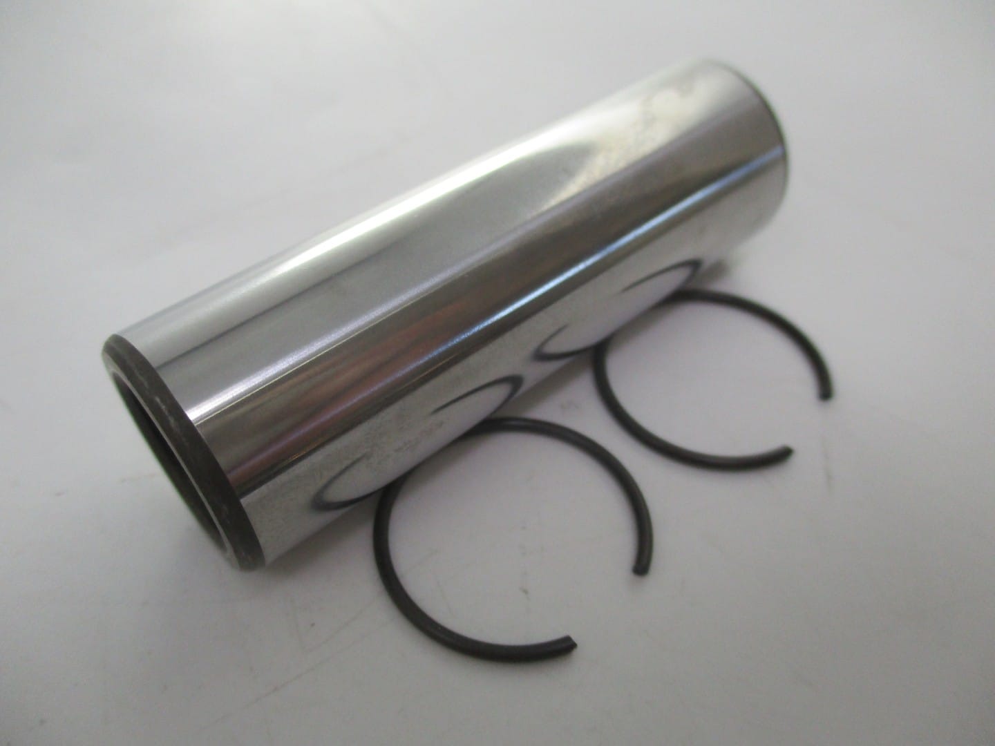 Genuine Kawasaki 13002-7003 Piston Pin 2, Snap-Rings 92036-008 FD851D FJ400D - Image 3